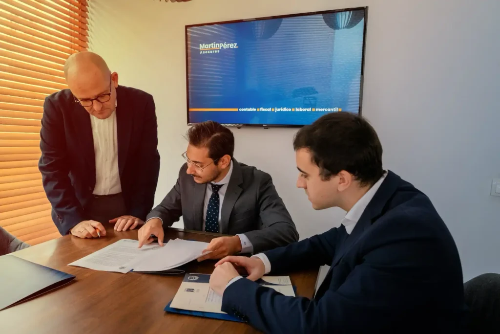 Asesoría Jurídica. Asesoramiento jurídico en San Fernando, Cádiz. Asesoría Jurídica. Campaña de la Renta en San Fernando